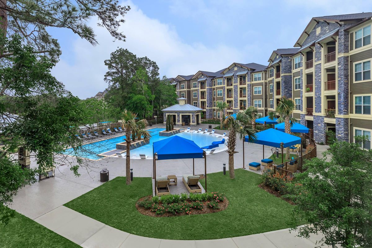 LUXURY APARTMENTS IN HUMBLE, TX