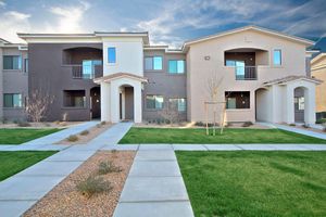 WELCOME TO THE PET-FRIENDLY WYATT APARTMENT HOMES IN LAS VEGAS, NEVADA