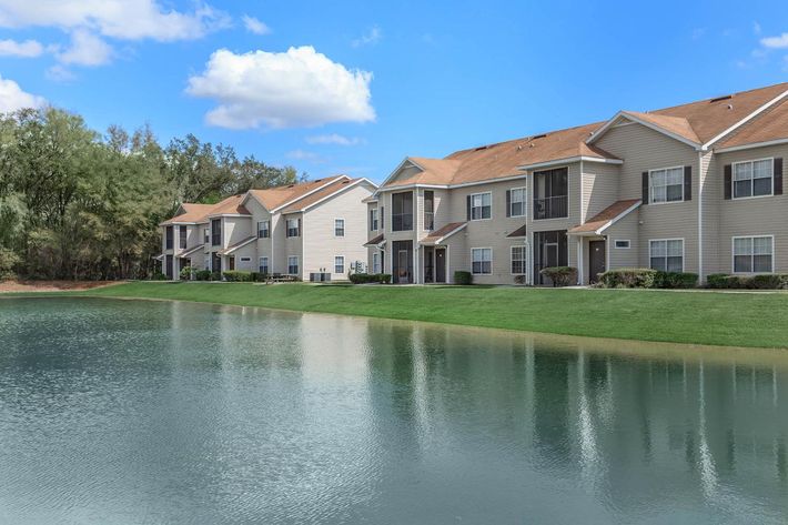 PREMIER APARTMENTS FOR RENT IN DADE CITY, FL