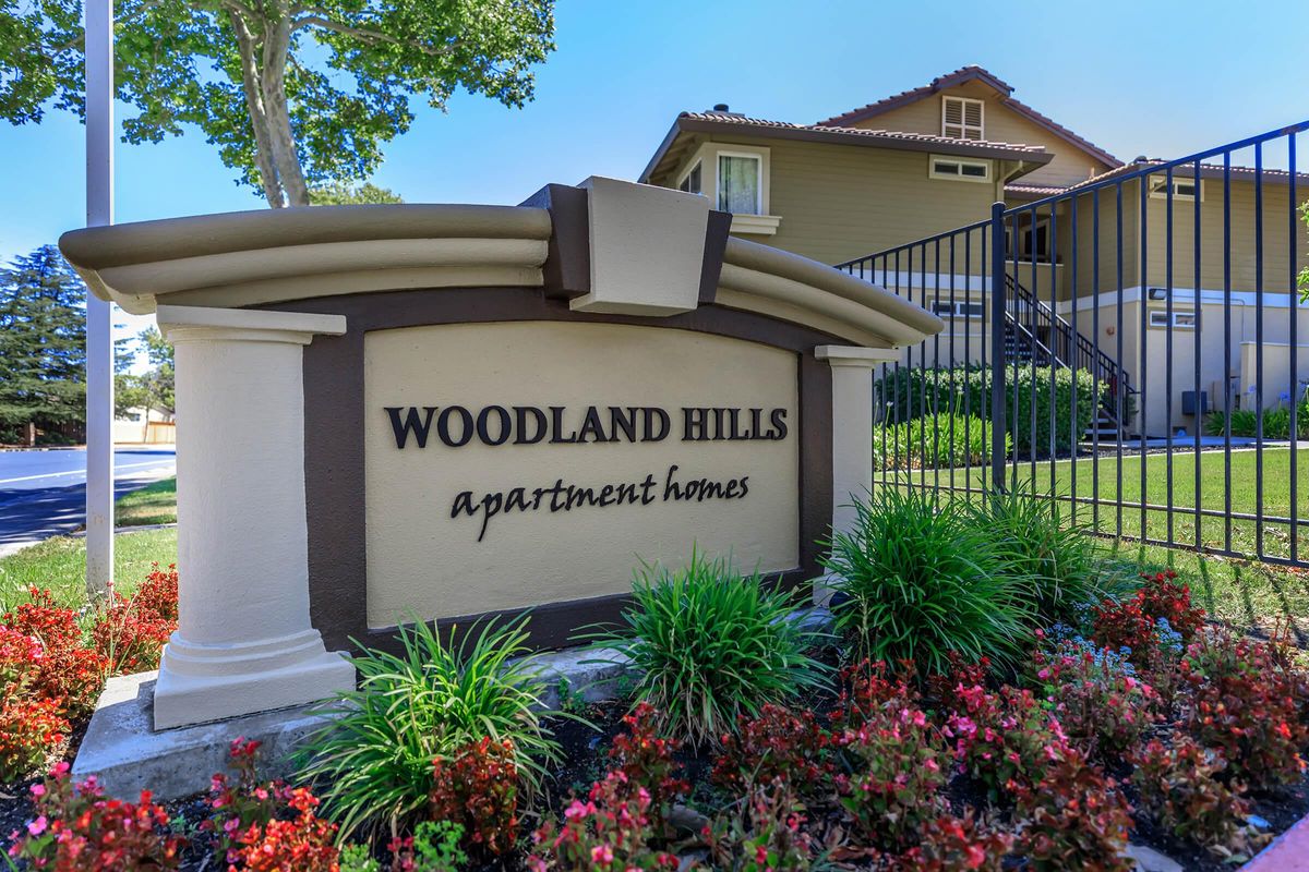 YOUR NEW PLACE AT WOODLAND HILLS AWAITS