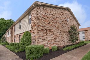 brick exterior at Eagles Crest at Wallace in Clarksville, Tennessee