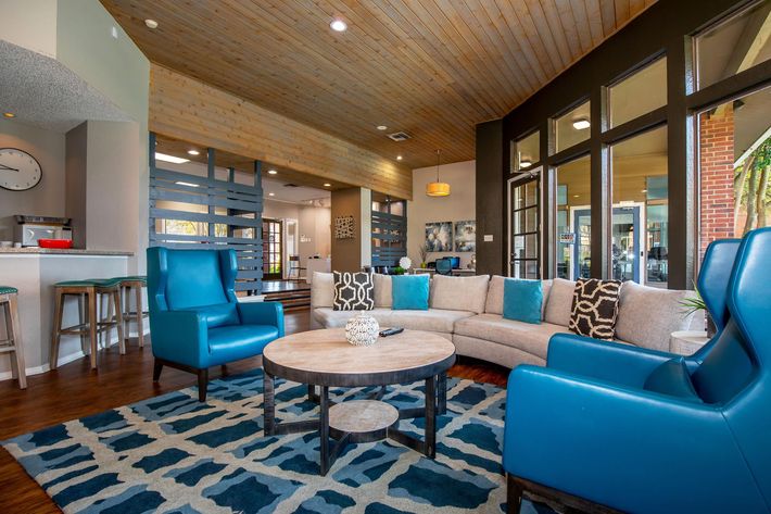 SOPHISTICATED CLUBHOUSE