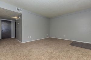 NEWLY RENOVATED APARTMENTS FOR RENT