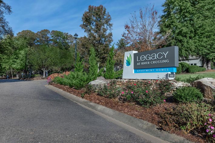 YOUR NEW APARTMENT HOME AT LEGACY AT RIVER CROSSING AWAITS!