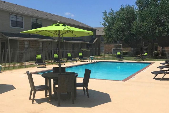 YOUR NEW FAVORITE SPOT AT COPPER CREEK APARTMENTS
