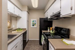 Fully-equipped Kitchen  - Glenridge Apartments - Glendale - Arizona