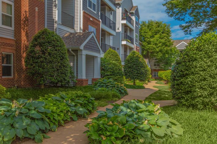ENJOY THE BEAUTIFUL LANDSCAPING AT THE JEFFERSON AT FAIR OAKS