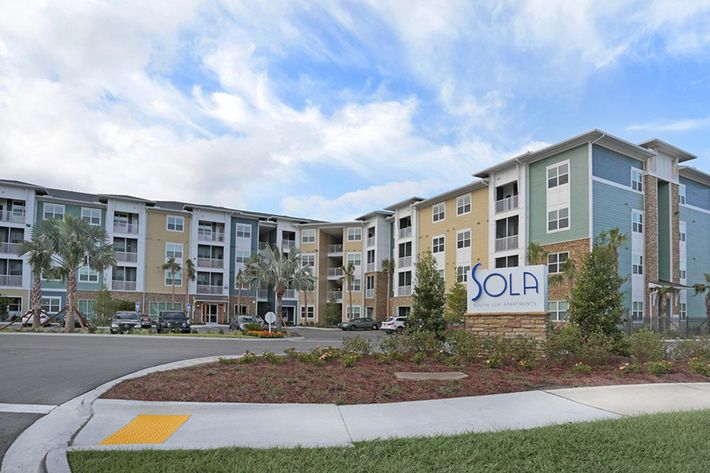 WELCOME TO SOLA SOUTH LUX APARTMENTS