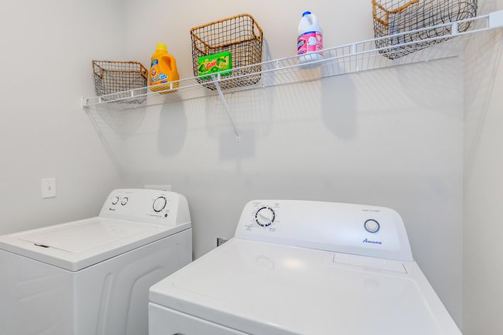 WASHER AND DRYER CONNECTIONS WITH RENTALS AVAILABLE