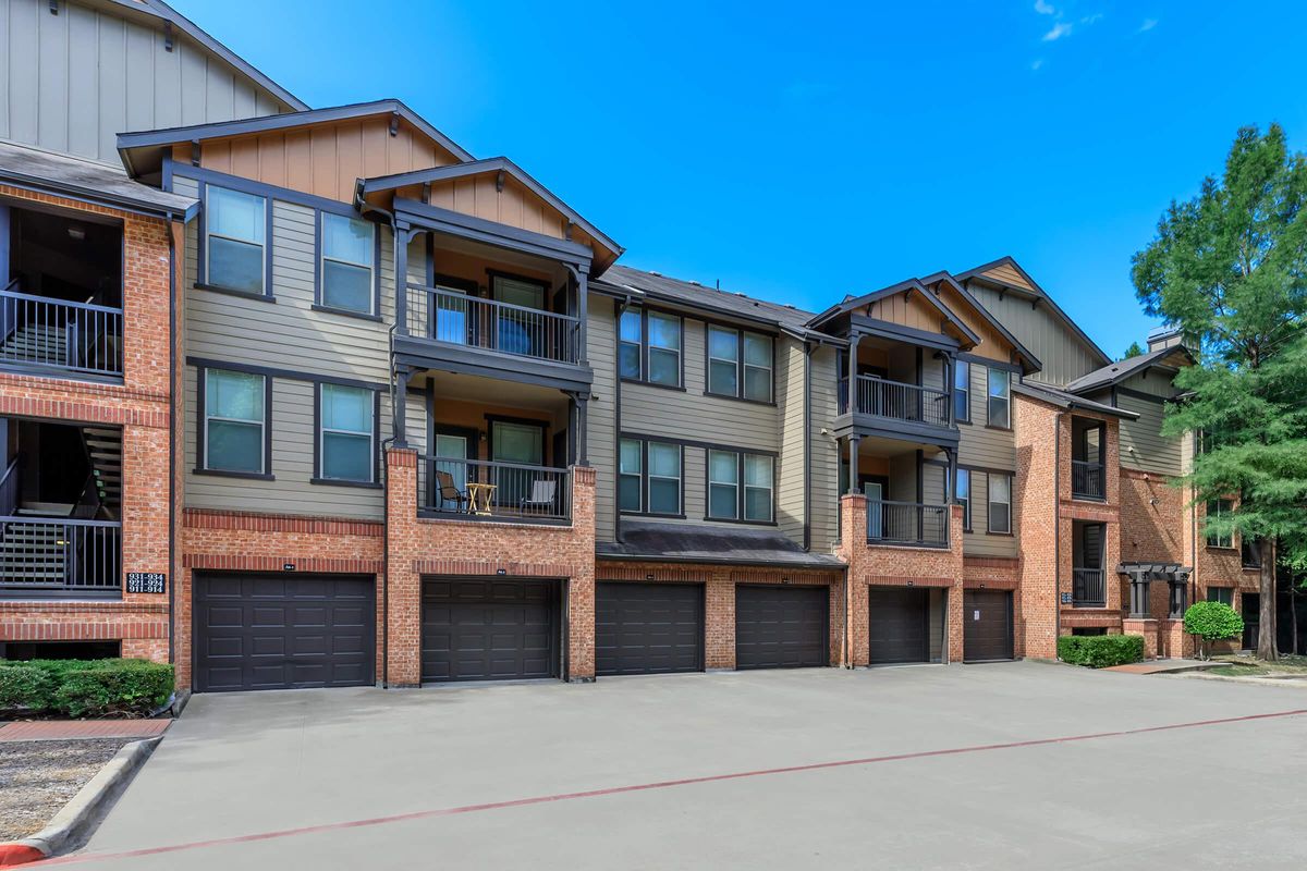 The Woods Of Five Mile Creek Apartments In Dallas The Woods Of Five Mile Creek Apartments In Dallas