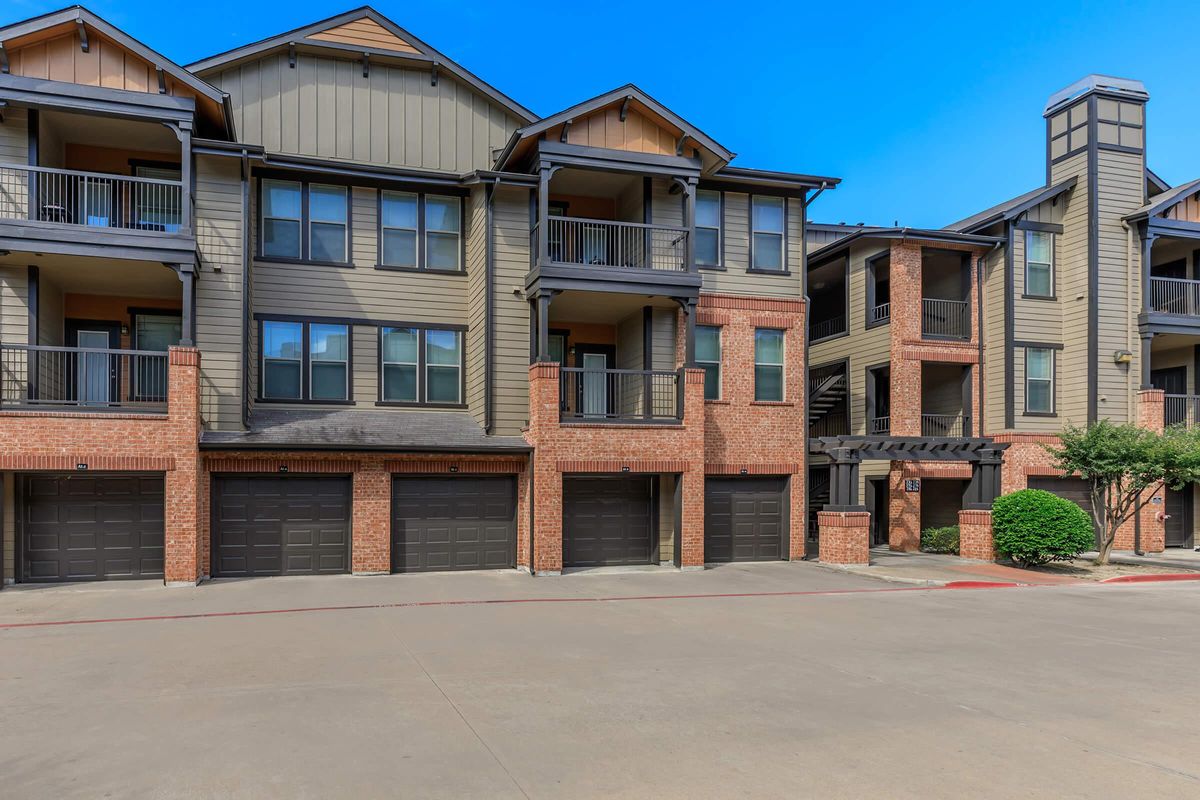 The Woods Of Five Mile Creek Apartments In Dallas The Woods Of Five Mile Creek Apartments In Dallas