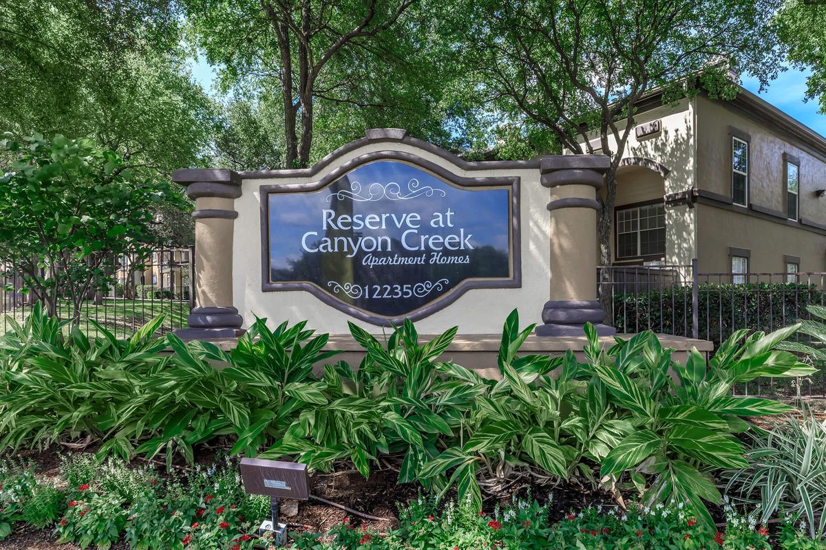 Reserve at Canyon Creek Apartments in San Antonio, TX